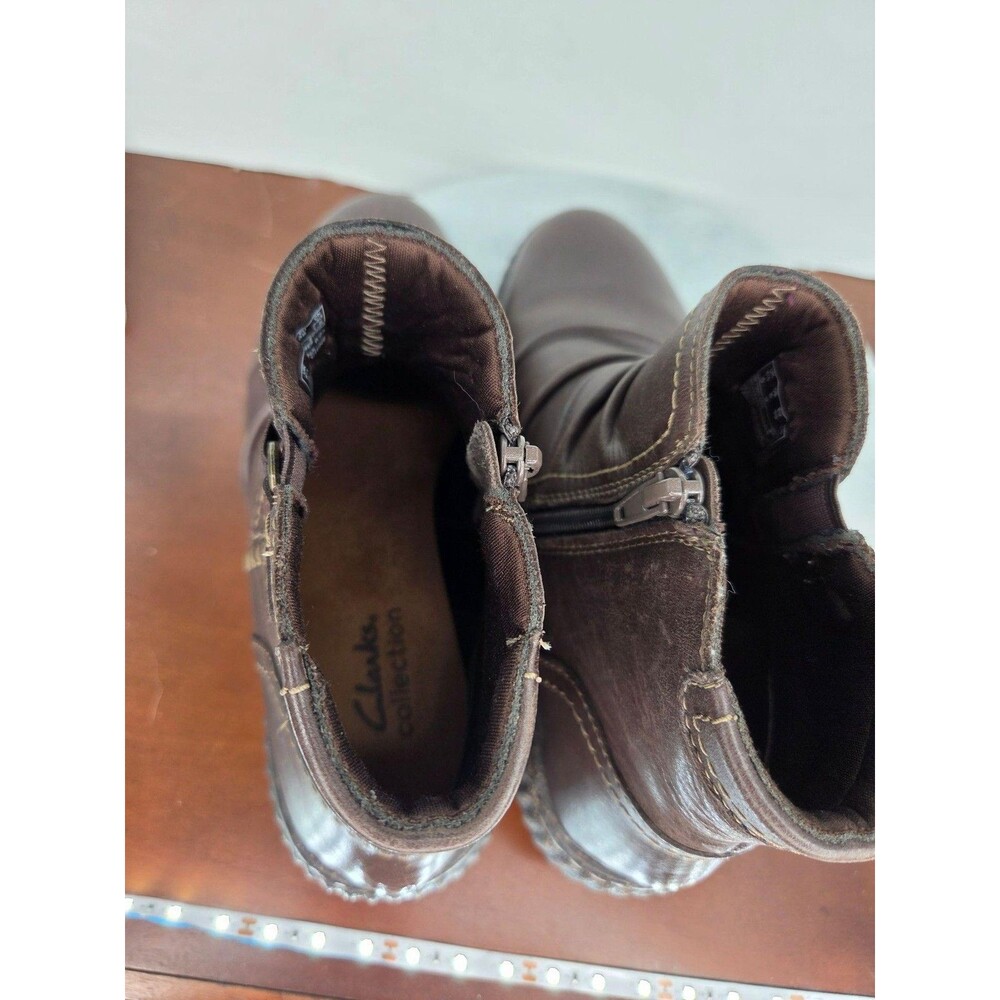 Clarks Collection Ankle Boots Womens Size 8 Brown Leather Zip Wedge Booties - Picture 12 of 16